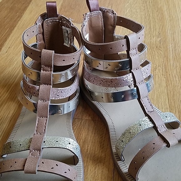 Sandals - Picture 6 of 7